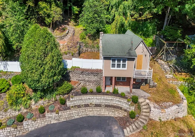 Photo 3 of Single family home for sale at 22 Harper St, Putnam Valley, NY 10537 | MLS# 1051295 | Listing updated on 2026-10-05
