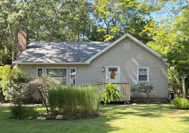 Photo 1 of Single family home for sale at 304 Dare Rd, Brookhaven, NY 11784 | MLS# 1051296 | Listing updated on 2026-09-21