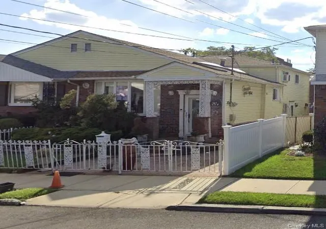 Photo 2 of House for sale at 140-08 157th Street, New York, NY 11434 | MLS# 1051300 | Listing updated on 2026-09-22