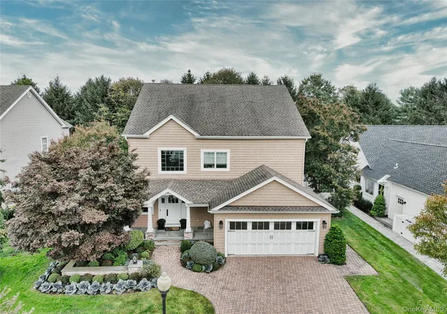 Photo 2 of Single family home for sale at 14 Esmond Ave, Huntington, NY 11747 | MLS# 1051306 | Listing updated on 2026-10-03