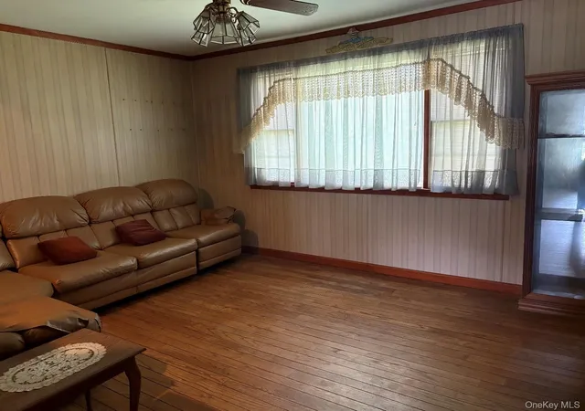 Photo 3 of Single family home for sale at 111 King St, Hempstead, NY 11565 | MLS# 1051313 | Listing updated on 2026-09-19