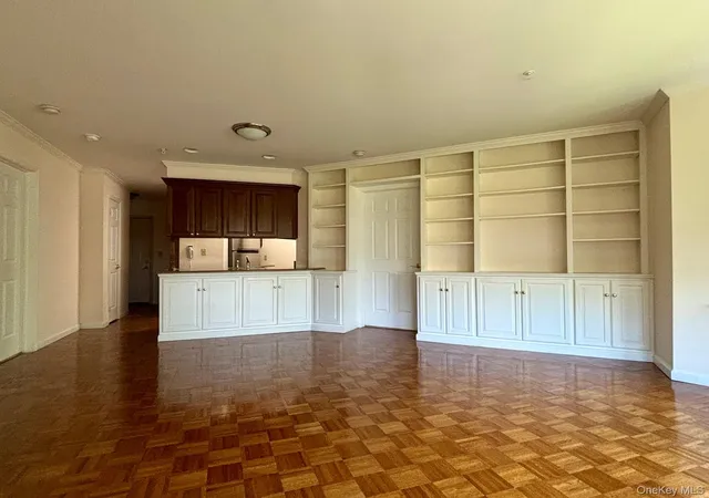 Listing Photo 5 - Condo for sale in building located at 311 Sutton Dr, Mount Kisco, NY 10549 - Unit #311