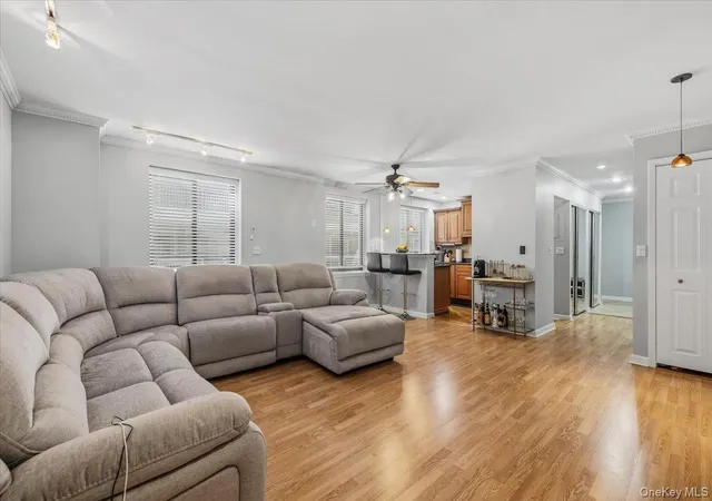 Photo 2 of Condo for sale at 425 Shore Rd #2D, Long Beach, NY 11561 | MLS# 1051329 | Listing updated on 2026-09-18