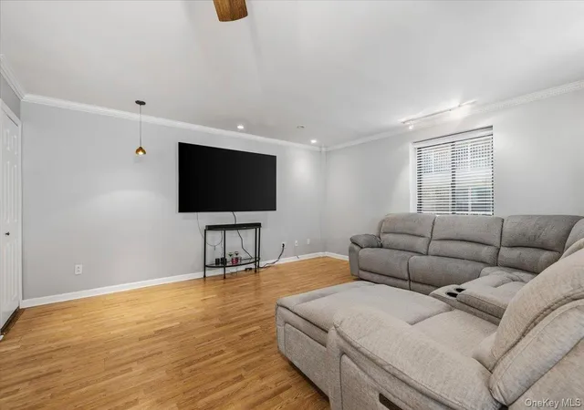 Photo 3 of Condo for sale at 425 Shore Rd #2D, Long Beach, NY 11561 | MLS# 1051329 | Listing updated on 2026-09-18