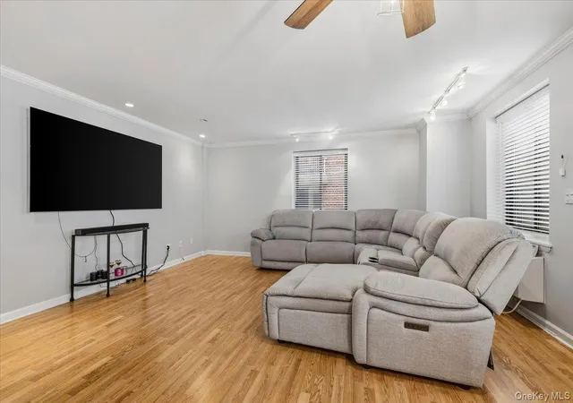 Photo 4 of Condo for sale at 425 Shore Rd #2D, Long Beach, NY 11561 | MLS# 1051329 | Listing updated on 2026-09-18