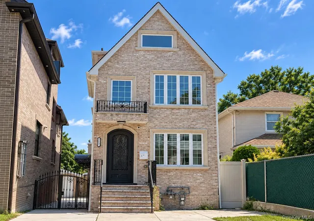 Multi family home for sale at 7-17 College Pl, New York, NY 11356 | MLS# 1051355
