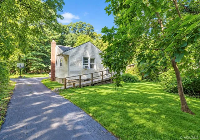 Photo 2 of Single family home for sale at 90 Daly Rd, Huntington, NY 11731 | MLS# 1051381 | Listing updated on 2026-09-17