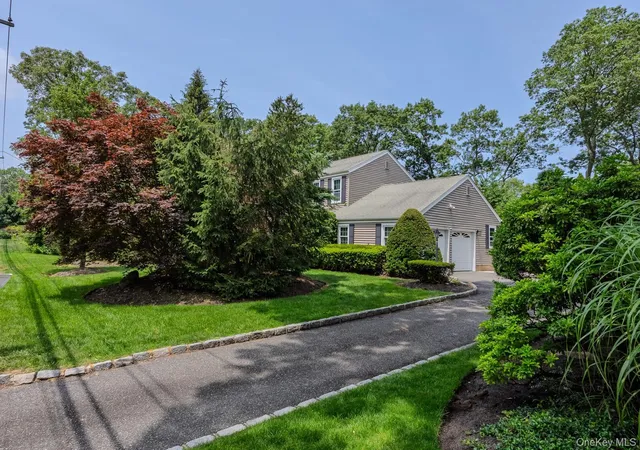 Photo 1 of Single family home for sale at 53 Upper Sheep Pasture Rd, Brookhaven, NY 11733 | MLS# 1051404 | Listing updated on 2026-09-29