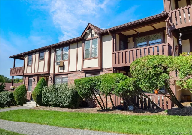 Photo 26 of Sale Pending at 461 Sierra Vista Ln, Clarkstown, NY 10989 | MLS# 1051411 | Listing updated on 2026-09-29