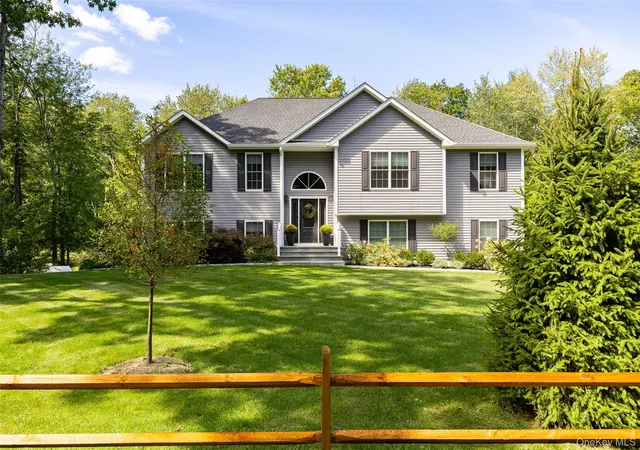 Photo 1 of Single family home for sale at 327 Commons Rd, Clermont, NY 12526 | MLS# 1051421 | Listing updated on 2026-09-23
