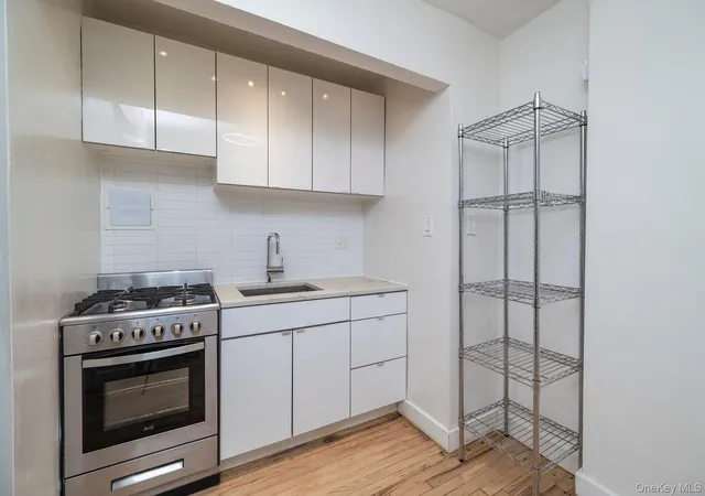Photo 3 of Condo for sale at 4601 39th Avenue #311, New York, NY 11104 | MLS# 1051450 | Listing updated on 2026-09-18