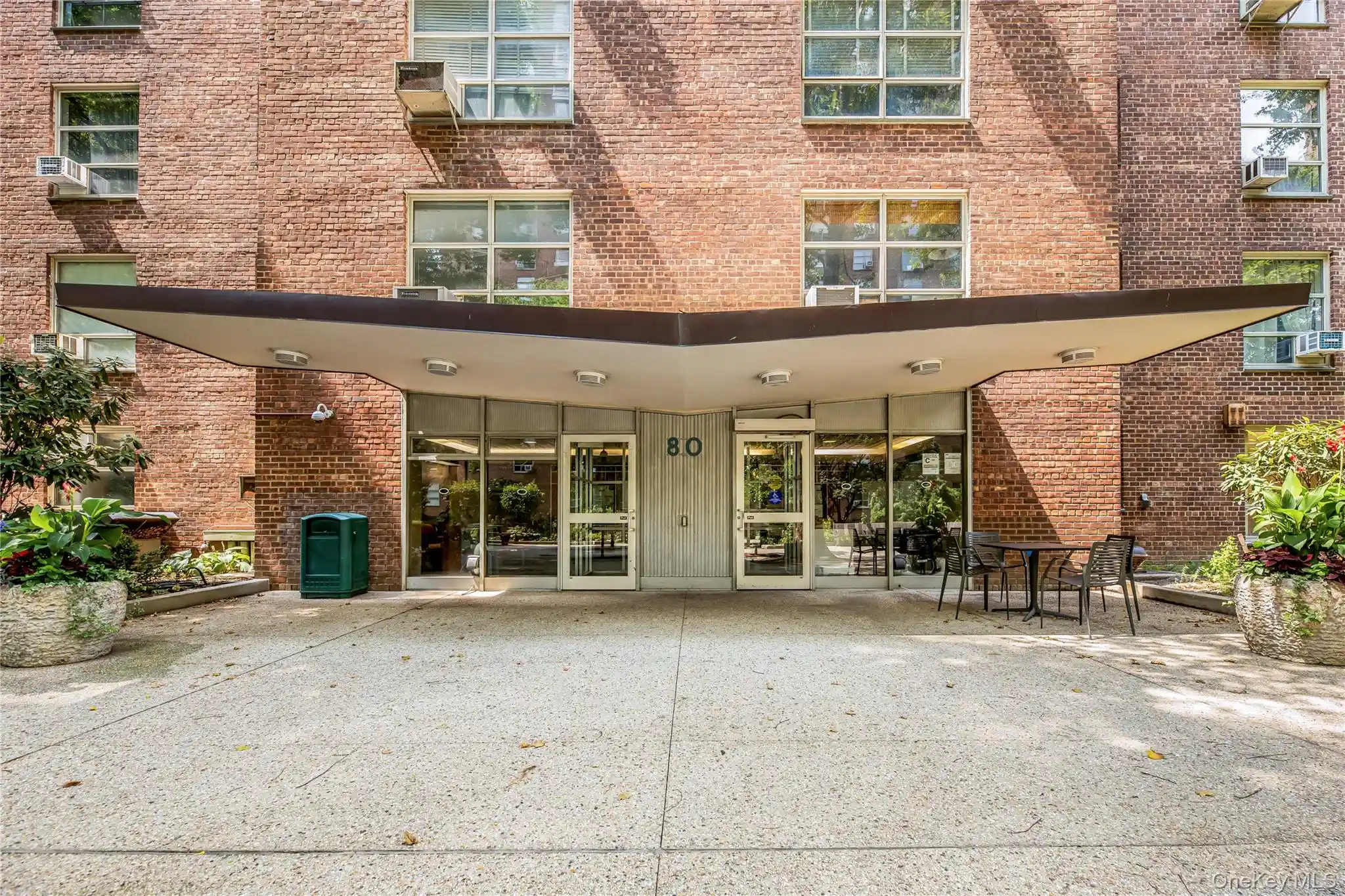 Listing Photo 1 - Condo for sale in 80 La Salle St located at 80 La Salle St, New York City, NY 10027 - Unit #18c
