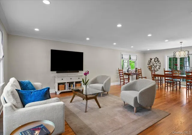 Photo 4 of Sale Pending at 299 Stratton Rd, New Rochelle, NY 10804 | MLS# 1051455 | Listing updated on 2026-10-09