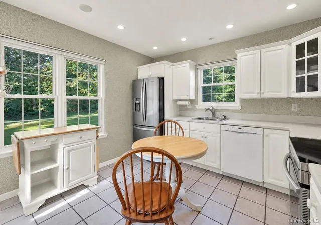Photo 4 of Condo for sale at 2555 Youngs Ave #11A, Southold, NY 11971 | MLS# 1051473 | Listing updated on 2026-09-16