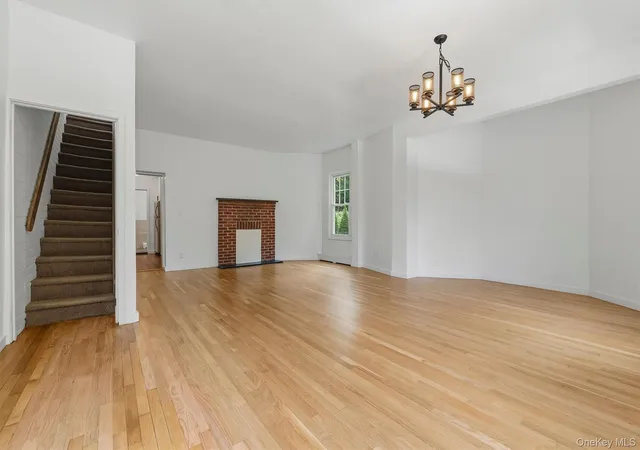 Photo 3 of Single family home for sale at 9 Desmond Ave, Yonkers, NY 10708 | MLS# 1051476 | Listing updated on 2026-09-27