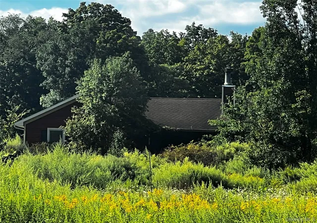 Photo 1 of Single family home for sale at 907 Scotchtown Collabar Rd, Middletown, NY 10941 | MLS# 1051489 | Listing updated on 2026-09-17