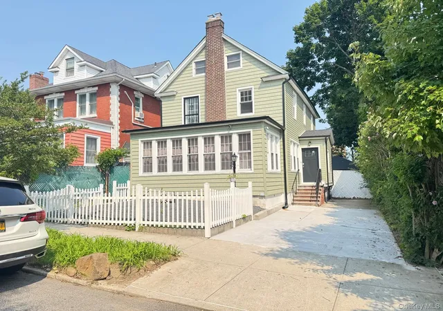 Photo 1 of Single family home for sale at 40 29 167th Street, New York, NY 11358 | MLS# 1051496 | Listing updated on 2026-09-17