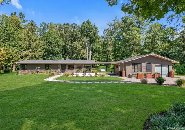 Single family home for sale at 8 Meadow Ln, Huntington, NY 11743 | MLS# 1051505 | Listing updated on 2026-09-23