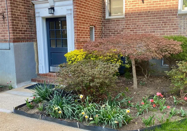 Photo 3 of Sale Pending at 22 Mulford Pl #5C, Hempstead, NY 11550 | MLS# 1051522 | Listing updated on 2026-10-06