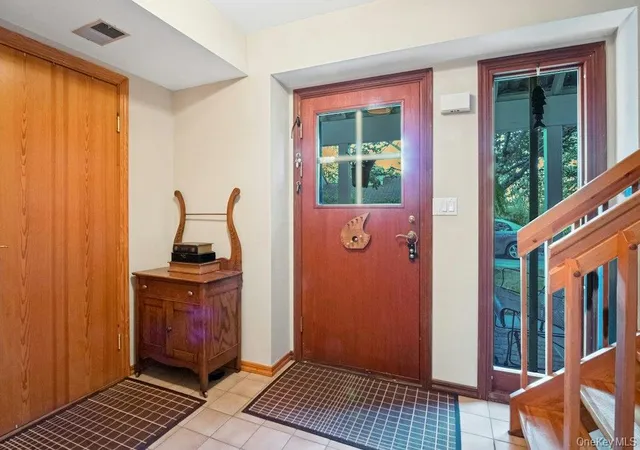 Photo 3 of Single family home for sale at 12 Deer Ridge Rd, Bedford, NY 10549 | MLS# 1051540 | Listing updated on 2026-10-05