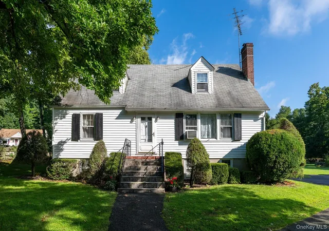 Single family home for sale at 862 Drewville Rd, Southeast, NY 10509 | MLS# 1051542