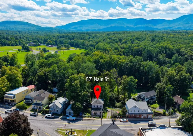 Photo 2 of Single family home for sale at 571 Main St, Cairo, NY 12413 | MLS# 1051545 | Listing updated on 2026-09-17