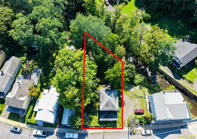 Photo 3 of Single family home for sale at 571 Main St, Cairo, NY 12413 | MLS# 1051545 | Listing updated on 2026-09-17