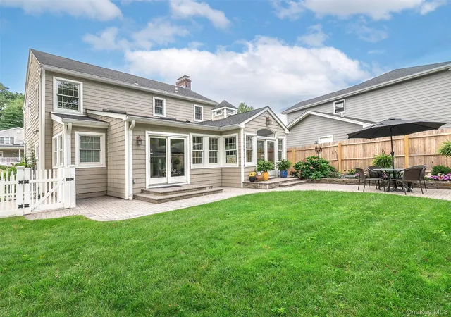 Photo 3 of Single family home for sale at 30 Waverly St, Oyster Bay, NY 11545 | MLS# 1051579 | Listing updated on 2026-10-09