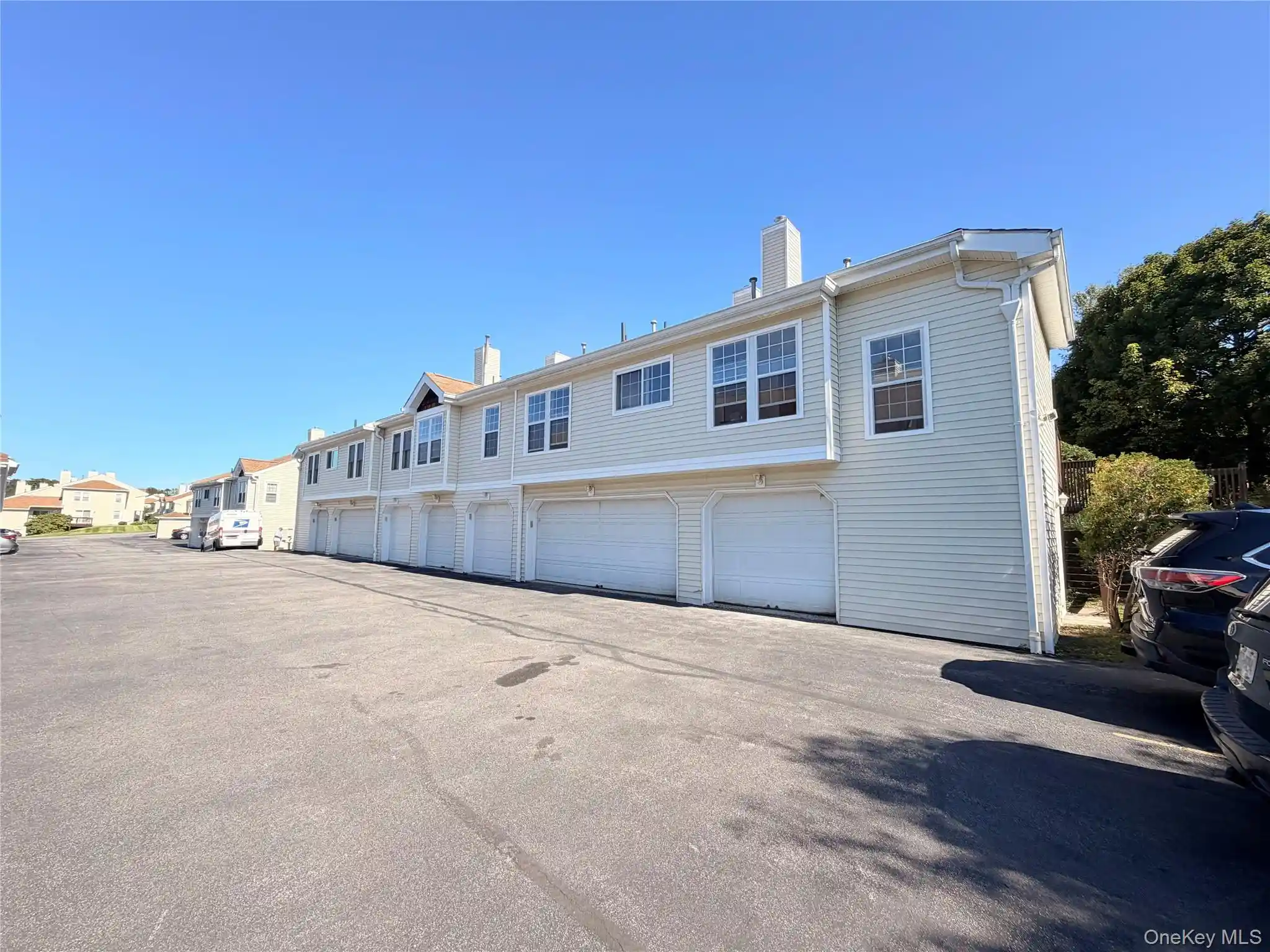 Listing Photo 2 - Condo for sale in 1223 Whispering Hls located at 1223 Whispering Hls, Chester Town, NY 10918 - Unit 1223 Whispering Hills
