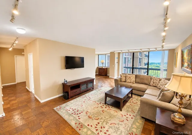 Photo 1 of House for sale at 27010 Grand Central Pkwy #10S, New York, NY 11005 | MLS# 1051590 | Listing updated on 2026-09-17