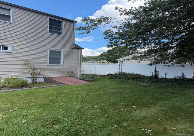 Photo 2 of Single family home for sale at 1 Higbie Dr, Islip, NY 11795 | MLS# 1051595 | Listing updated on 2026-09-22