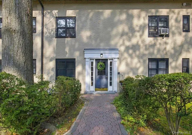 Condo for sale at 3 Whitehall Rd #21, Eastchester, NY 10709 | MLS# 1051614