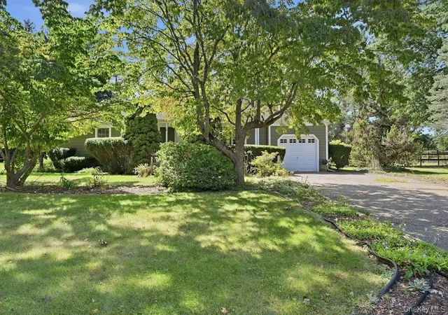 Photo 1 of Single family home for sale at 985 Silver Colt Rd, Southold, NY 11935 | MLS# 1051628 | Listing updated on 2026-10-03
