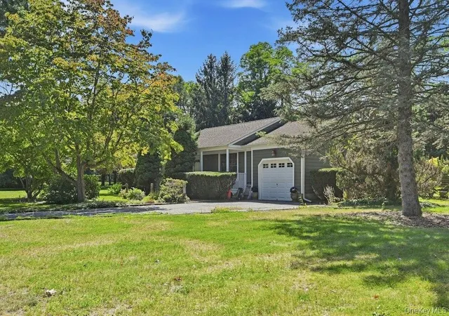 Photo 3 of Single family home for sale at 985 Silver Colt Rd, Southold, NY 11935 | MLS# 1051628 | Listing updated on 2026-10-03