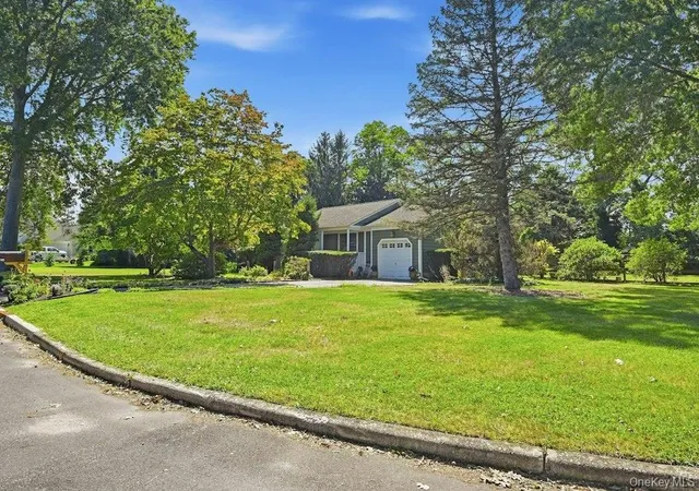 Photo 31 of Single family home for sale at 985 Silver Colt Rd, Southold, NY 11935 | MLS# 1051628 | Listing updated on 2026-10-03
