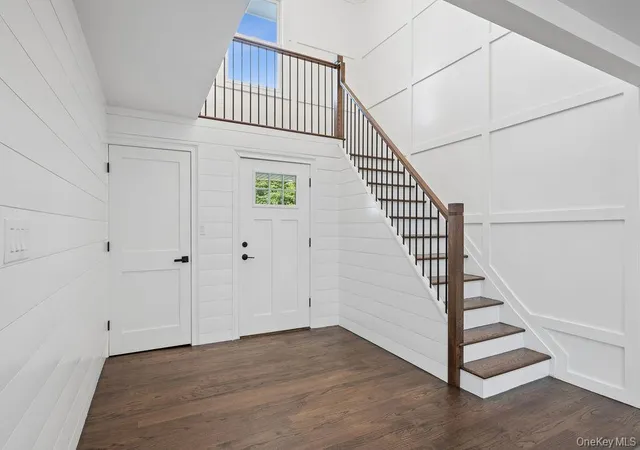 Photo 3 of Single family home for sale at 80 Oak Rd, Islip, NY 11705 | MLS# 1051643 | Listing updated on 2026-09-23