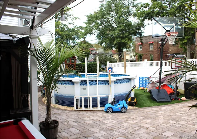 Photo 3 of Single family home for sale at 20020 104th Avenue, New York, NY 11412 | MLS# 1051659 | Listing updated on 2026-09-17