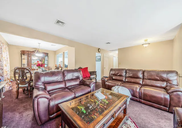 Photo 3 of Single family home for sale at 201 Overton St, Babylon, NY 11729 | MLS# 1051672 | Listing updated on 2026-09-20