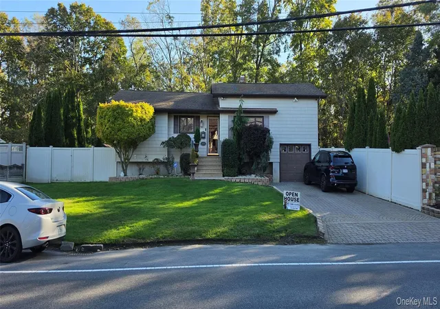 Single family home for sale at 1420 August Rd, Babylon, NY 11703 | MLS# 1051715