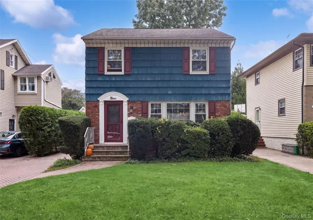 Single family home for sale at 9 Monroe St, Hempstead, NY 11530 | MLS# 1051814