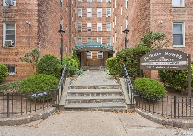 Photo 1 of House for sale at 2107 Wallace Ave #6A, New York, NY 10462 | MLS# 1051826 | Listing updated on 2026-09-28