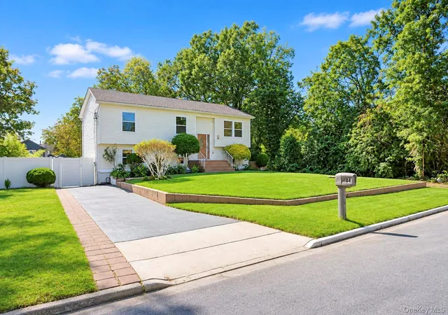Photo 3 of Single family home for sale at 84 Arlington, Wyandanch, NY 11798 | MLS# 1051845 | Listing updated on 2026-10-09