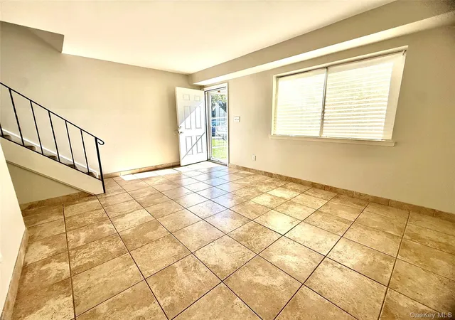 Photo 4 of Condo for sale at 136 Hl Crescent, Riverhead, NY 11933 | MLS# 1051882 | Listing updated on 2026-10-06