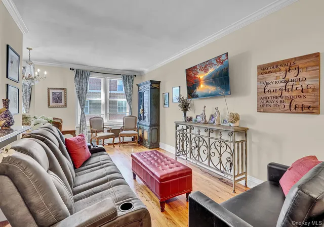 Photo 4 of Condo for sale at 111 7th Street #304, Garden City, NY 11530 | MLS# 1051886 | Listing updated on 2026-10-02