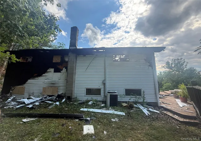 Photo 2 of Single family home for sale at 592 State Hwy 97, Deerpark, NY 12780 | MLS# 1051893 | Listing updated on 2026-09-17