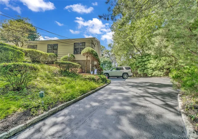 Photo 2 of Single family home for sale at 20 Old Route 25a, Smithtown, NY 11768 | MLS# 1051896 | Listing updated on 2026-10-01