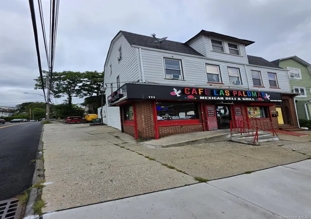 Photo 2 of House for sale at 111 Crescent Pl, Yonkers, NY 10704 | MLS# 1051900 | Listing updated on 2026-10-01