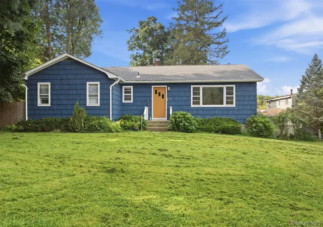 Photo 2 of Single family home for sale at 1 Schuyler Ln, Cortlandt, NY 10567 | MLS# 1051906 | Listing updated on 2026-09-19