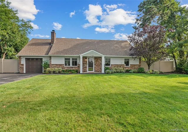 Single family home for sale at 123 Hiawatha Dr, Islip, NY 11718 | MLS# 1051913