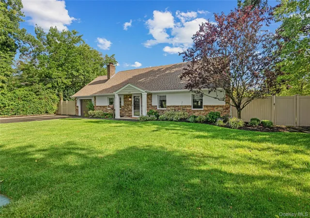 Photo 2 of Single family home for sale at 123 Hiawatha Dr, Islip, NY 11718 | MLS# 1051913 | Listing updated on 2026-09-18